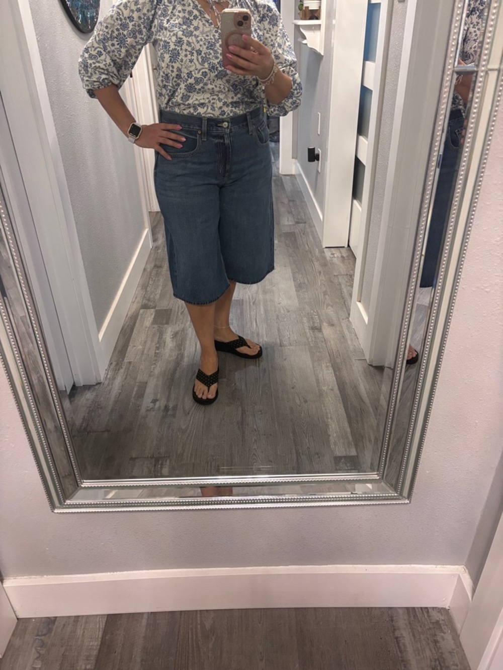 Old Navy Mid-Rise Baggy Wide-Leg Culotte Blue Denim Jeans Size Petite 12 NEW - Picture 6 of 14